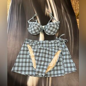 Authentic Burberry 3–pieces Swimsuit